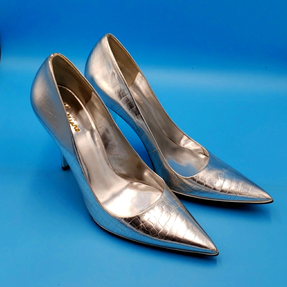 New Marciano Pumps 8.5 M